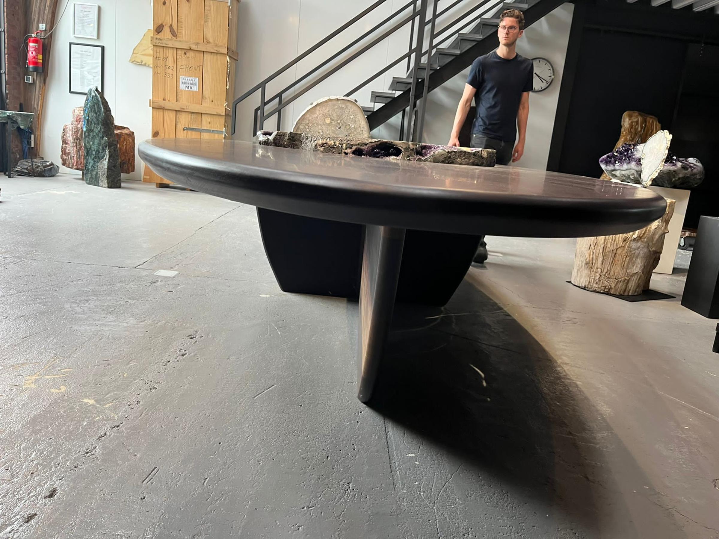 Amethyst table XL - F319fdb1 19b2 424b ab83 f0c22260018f - A0134