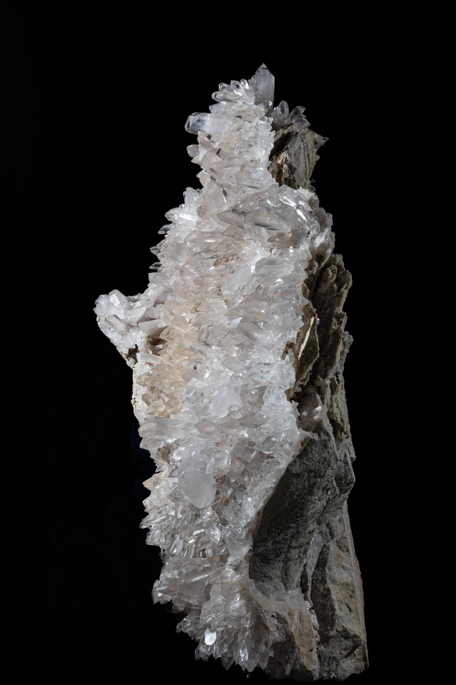 Rock crystal cluster - St1galleryc0073 6 - C0073