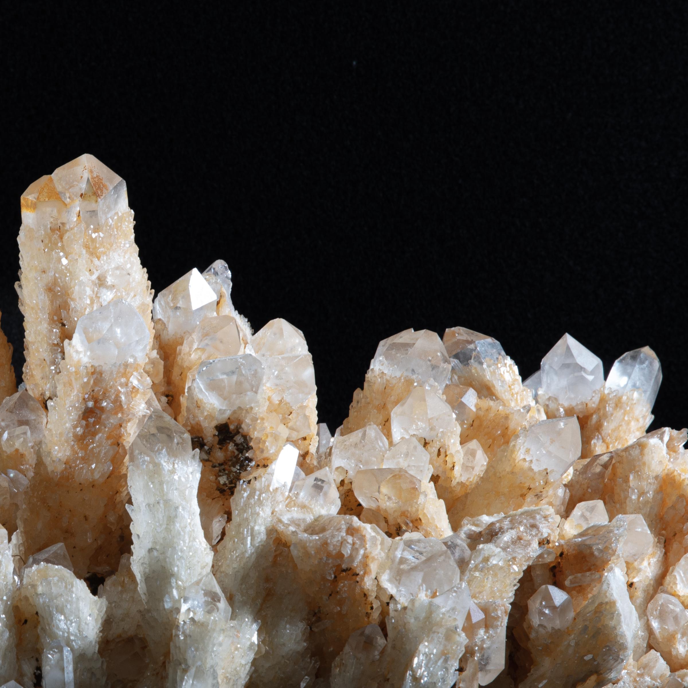 Special fomration septer quartz cluster - St1galleryc0110 9702 - C0110