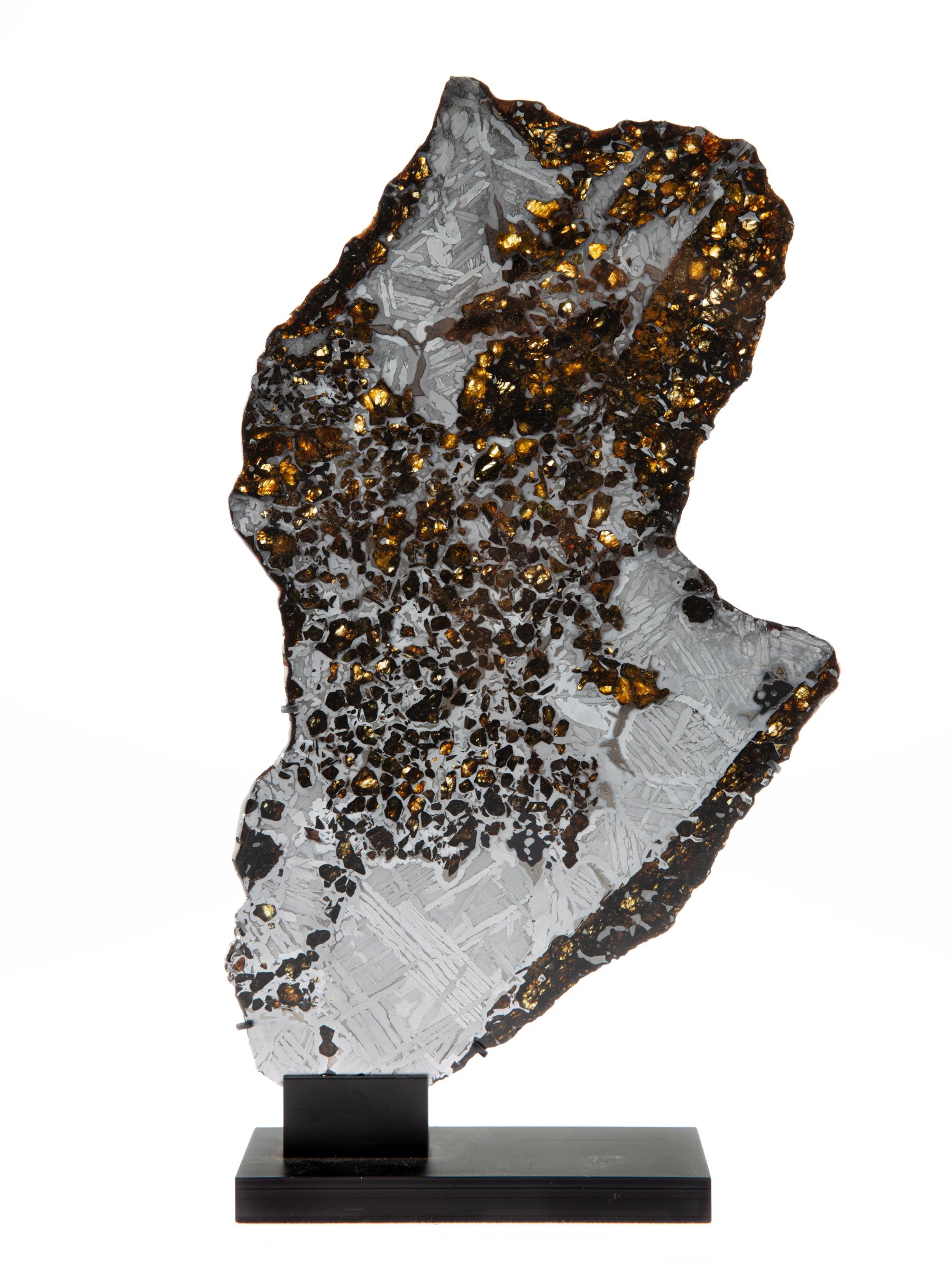 Seymchan pallasite on metal base - St1m0011 3 - M0011