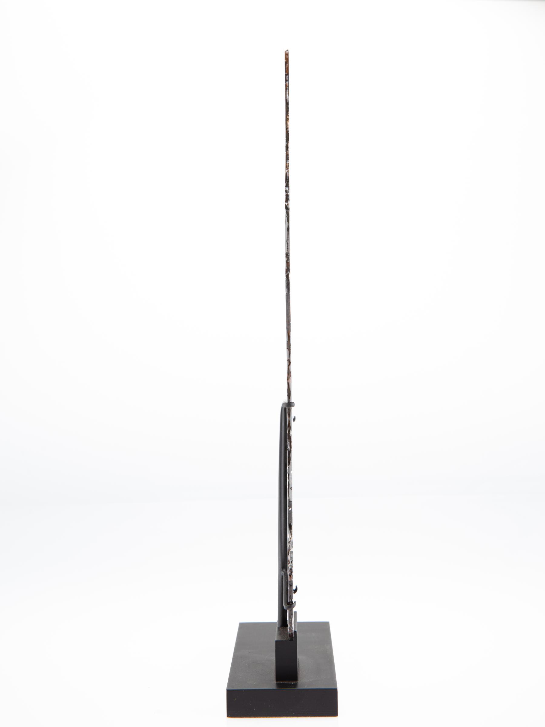 Seymchan pallasite on metal base - St1m0011 6 - M0011