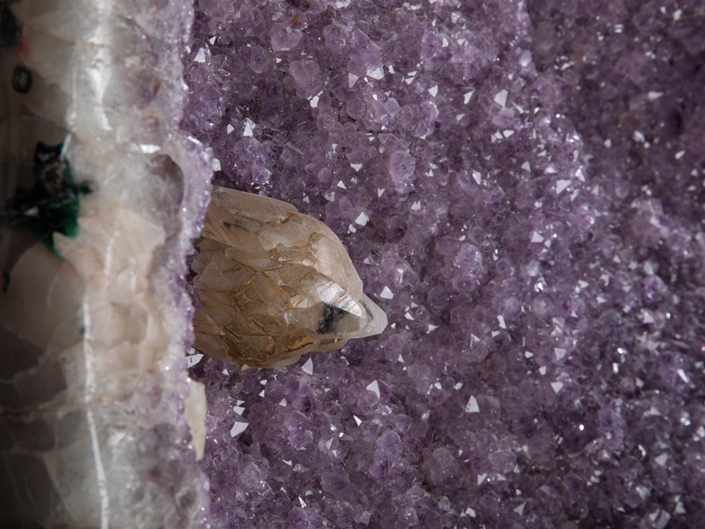Pair of amethyst geode - Stonegallerya0160 9 - A0160