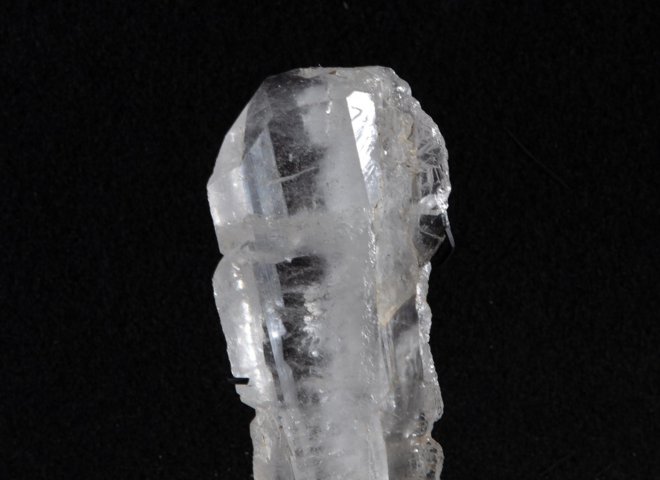 Faden quartz on metal base - St1galleryv0460 0190 - V0460