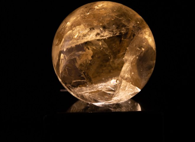 Natural citrine sphere - St1o0068 3 - O0068